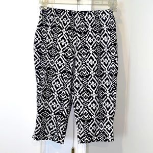 Women with control Cropped stretchy pants